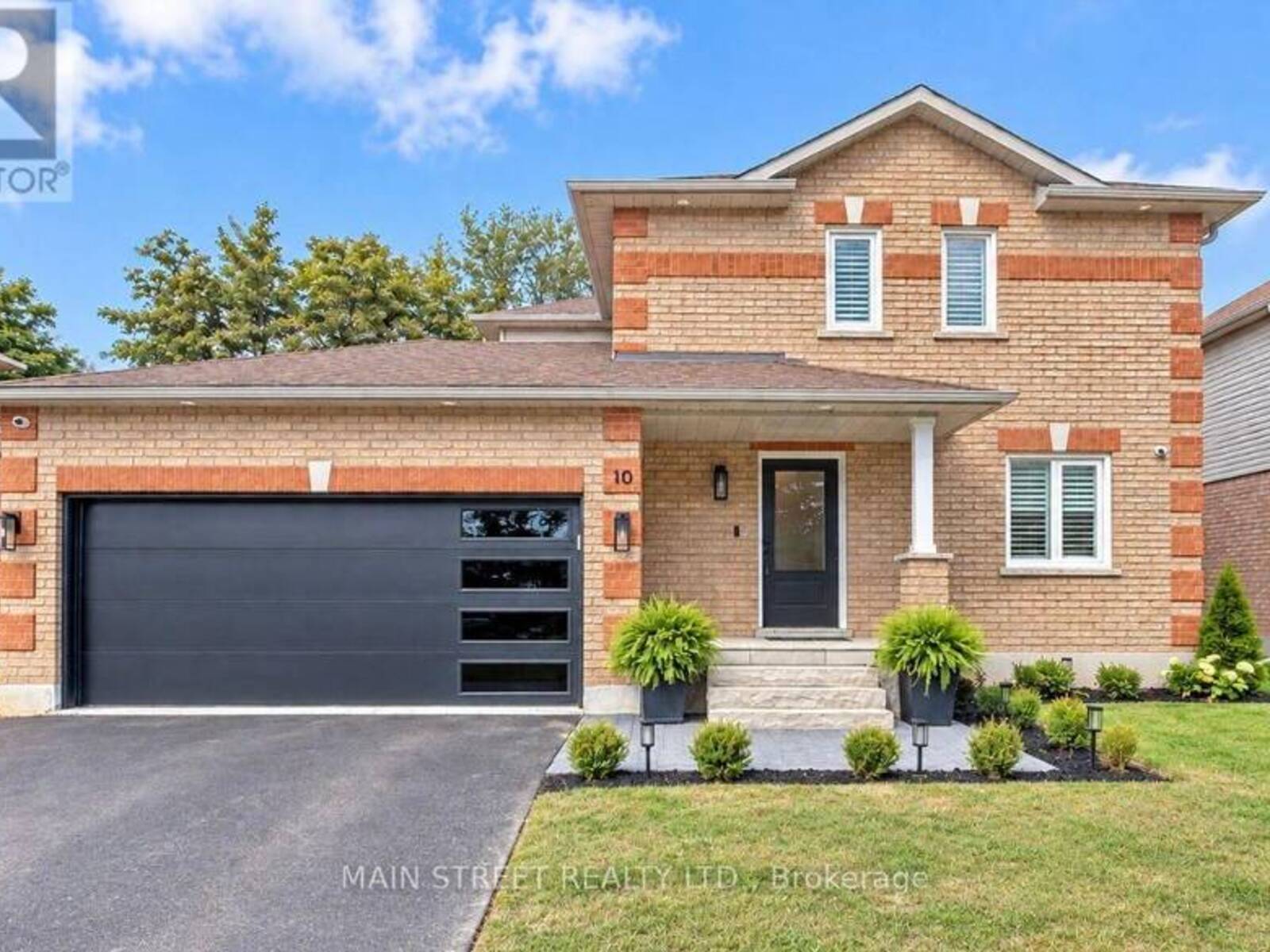 10 DANIELE AVENUE S, New Tecumseth, Ontario L0G 1A0