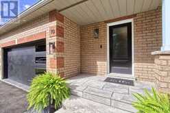 10 DANIELE AVENUE S | New Tecumseth Ontario | Slide Image Two