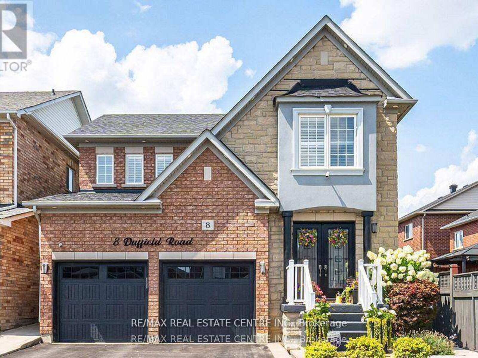 8 DUFFIELD ROAD, Brampton, Ontario L7A 2P4