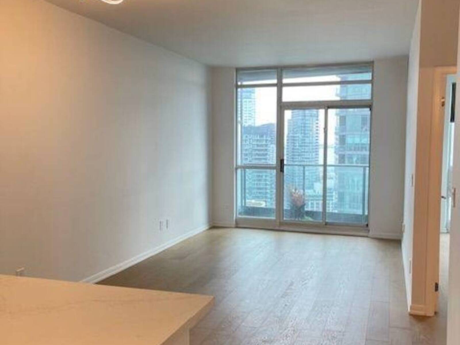 2506 - 219 FORT YORK BOULEVARD, Toronto, Ontario M5V 1B1