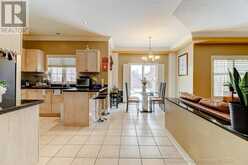 806 WHITE CLOVER WAY | Mississauga Ontario | Slide Image Eleven
