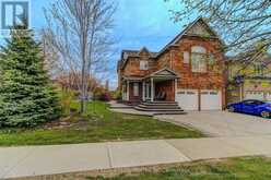 806 WHITE CLOVER WAY | Mississauga Ontario | Slide Image One