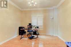 806 WHITE CLOVER WAY | Mississauga Ontario | Slide Image Nine