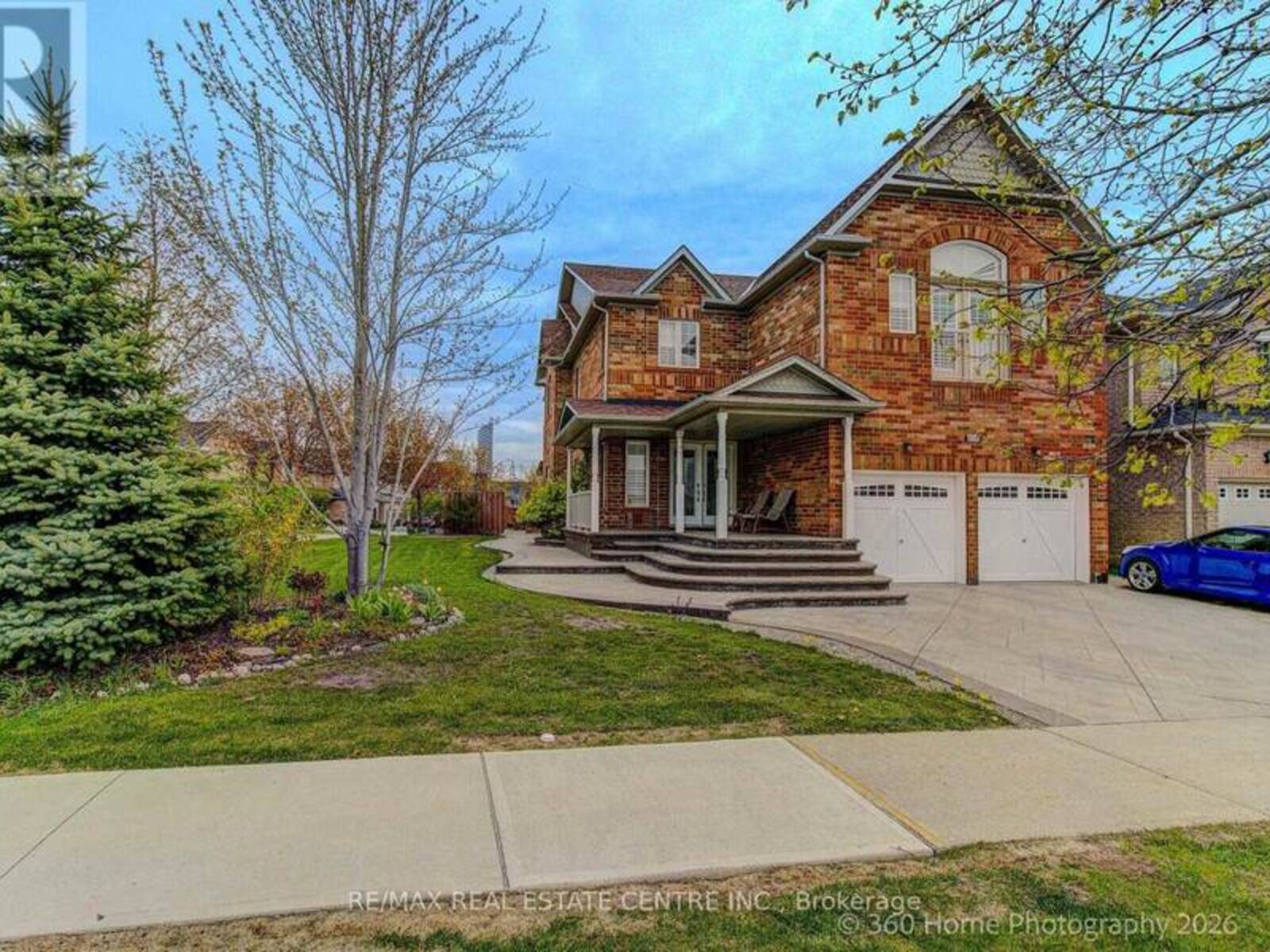 806 WHITE CLOVER WAY, Mississauga, Ontario L5V 3C5