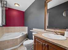 29 BLUE LACE CRESCENT | Kitchener Ontario | Slide Image Thirty-one
