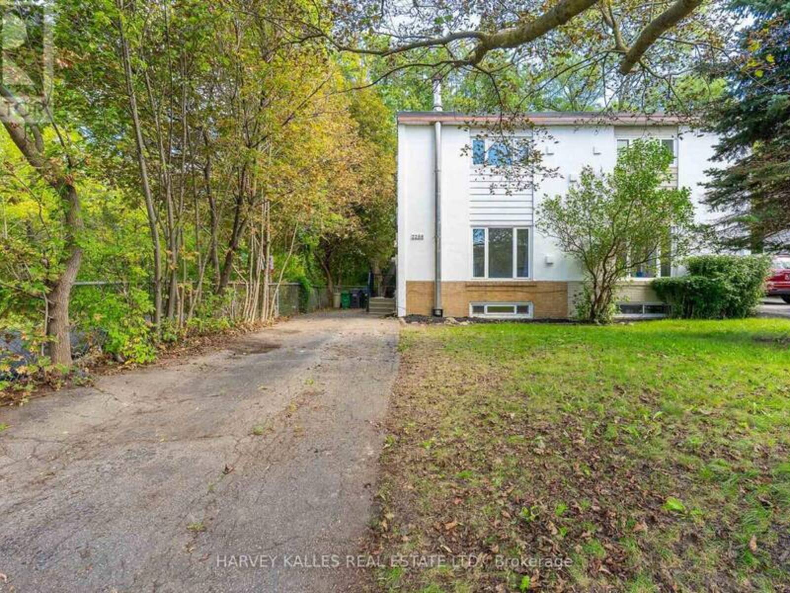 2258 BROOKHURST ROAD, Mississauga, Ontario L5J 1P9