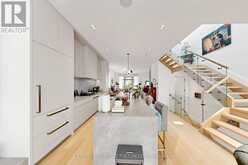171 ELMWOOD AVENUE | Toronto Ontario | Slide Image Twelve