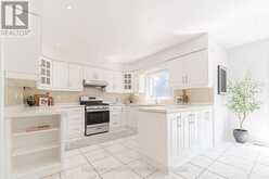 42 BOXWOOD CRESCENT | Markham Ontario | Slide Image Twelve