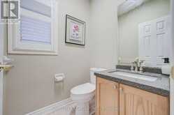11 FARMINGTON ROAD | Whitchurch-Stouffville Ontario | Slide Image Eighteen