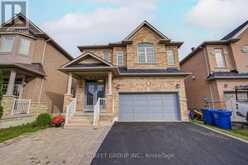 11 FARMINGTON ROAD | Whitchurch-Stouffville Ontario | Slide Image Two