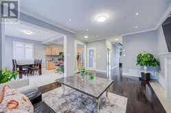 11 FARMINGTON ROAD | Whitchurch-Stouffville Ontario | Slide Image Nine
