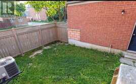 3 HERZBERG GARDENS | Toronto Ontario | Slide Image Twenty-four