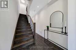 408 BELCOURT COMMON | Oakville Ontario | Slide Image Four