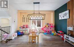 42 HACKETT STREET | Alliston Ontario | Slide Image Eight