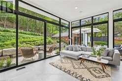 2 FREEMAN PLACE | Hamilton Ontario | Slide Image Twelve