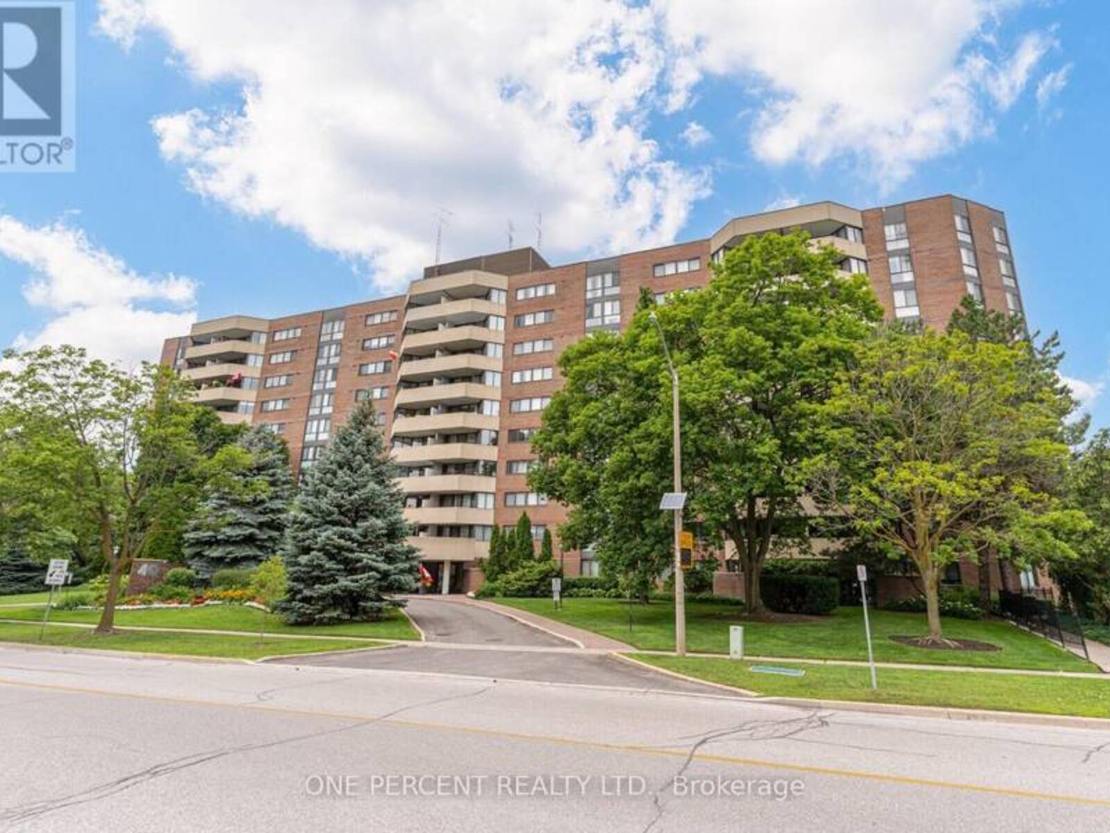 302 - 40 BAIF BOULEVARD, Richmond Hill, Ontario L4C 5M9