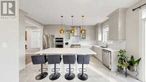 91 DAVID WILLSON TRAIL | East Gwillimbury Ontario | Slide Image Fifteen