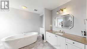 91 DAVID WILLSON TRAIL | East Gwillimbury Ontario | Slide Image Twenty-nine
