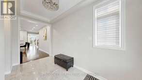 91 DAVID WILLSON TRAIL | East Gwillimbury Ontario | Slide Image Six