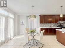 664 MCGREGOR FARM TRAIL | Newmarket Ontario | Slide Image Eighteen