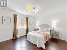 664 MCGREGOR FARM TRAIL | Newmarket Ontario | Slide Image Thirty-five