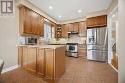 3057 PORTREE CRESCENT | Oakville Ontario | Slide Image Eleven