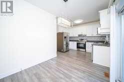 33 TITAN DRIVE | Hamilton Ontario | Slide Image Thirteen