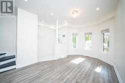 33 TITAN DRIVE | Hamilton Ontario | Slide Image Seven
