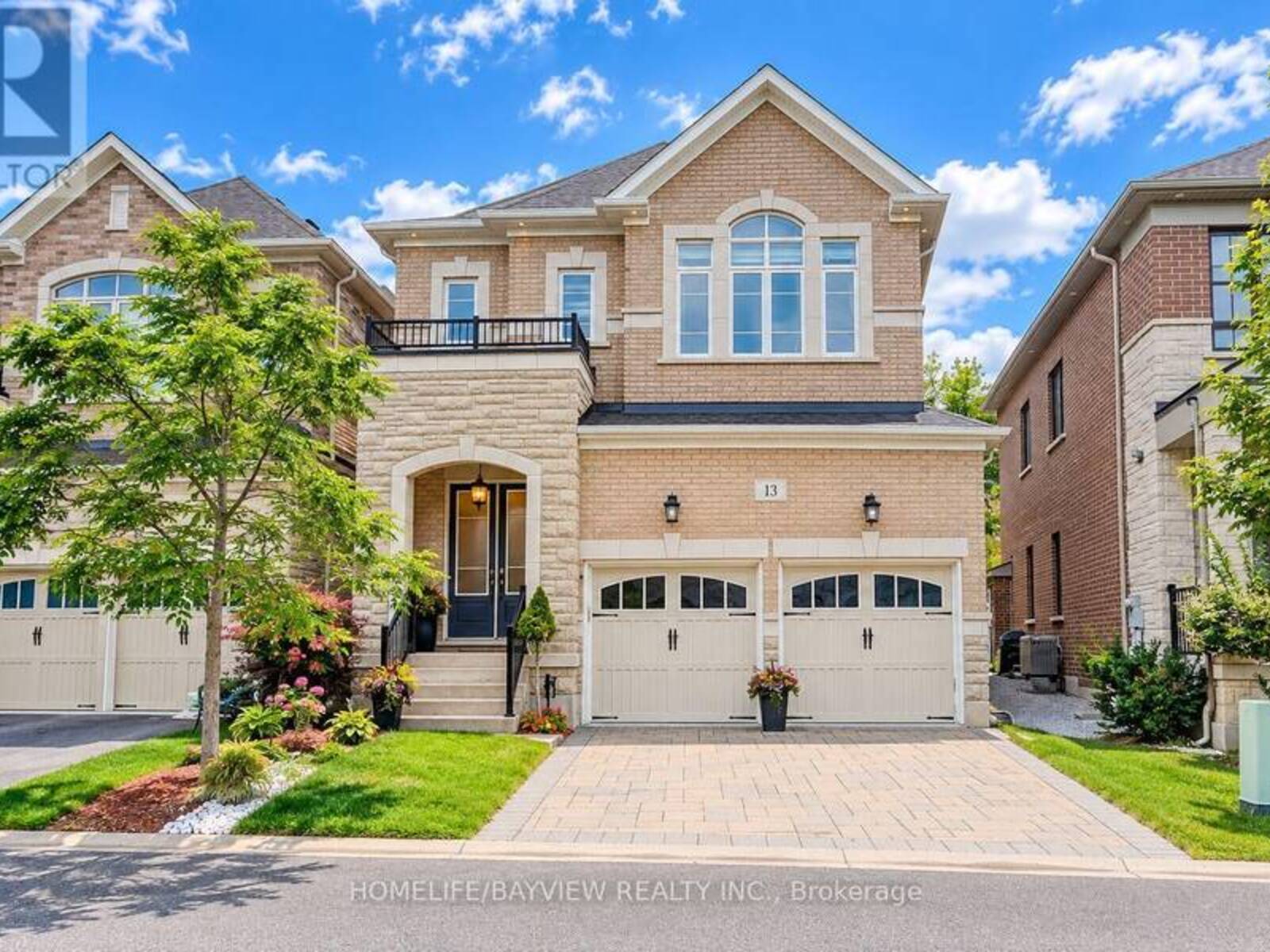 13 COTTONWOOD HOLLOW COURT, Aurora, Ontario L4G 3L8