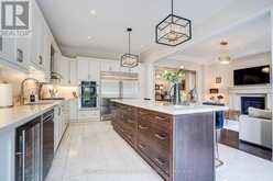 13 COTTONWOOD HOLLOW COURT | Aurora Ontario | Slide Image Thirty