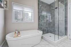 13 COTTONWOOD HOLLOW COURT | Aurora Ontario | Slide Image Thirty-nine