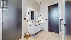 845 SEVENTH STREET | Mississauga Ontario | Slide Image Nine