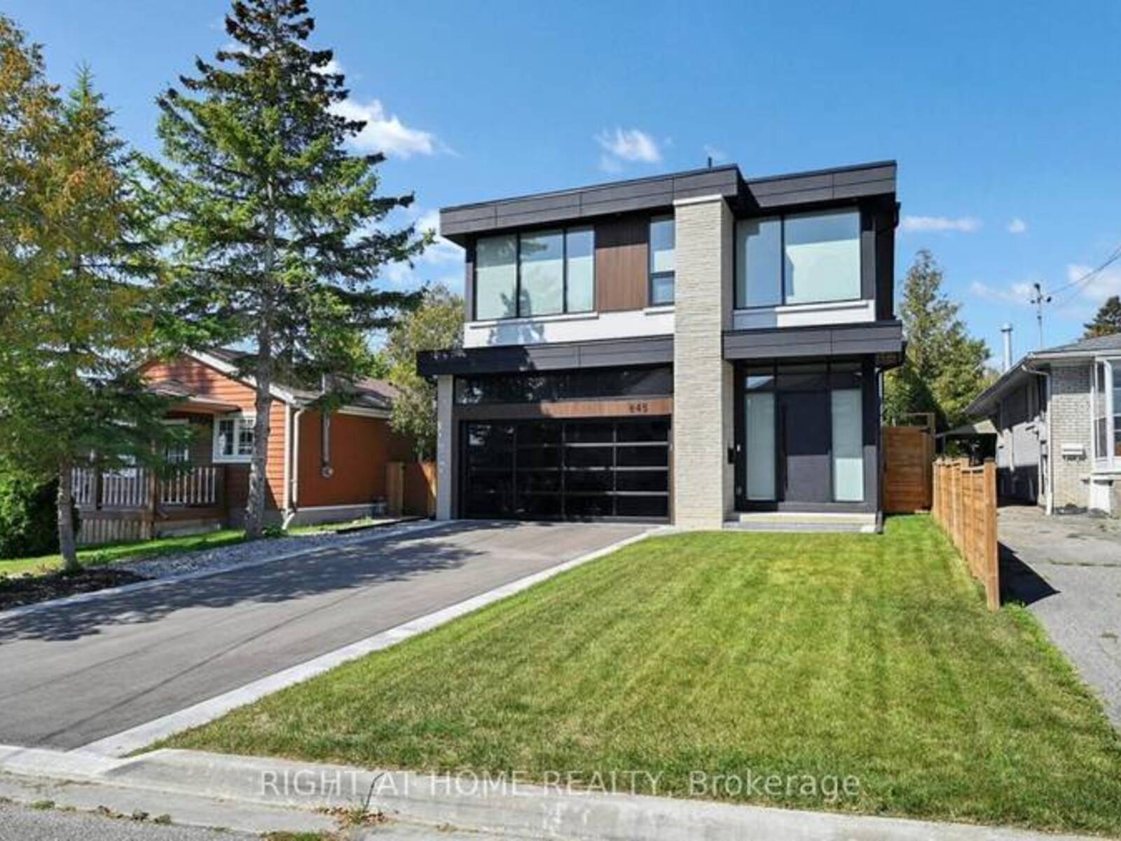 845 SEVENTH STREET, Mississauga, Ontario L5E 1N9
