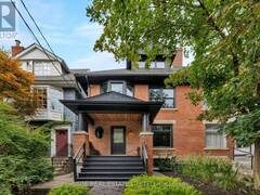 36 MACPHERSON AVENUE Toronto Ontario, M5R 1W8