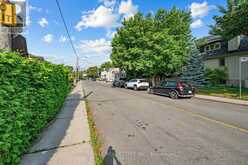 2 MULBERRY CRESCENT | Toronto Ontario | Slide Image Five