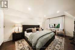 283 SOUTH KINGSWAY | Toronto Ontario | Slide Image Twenty-four