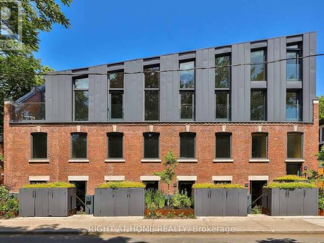 PENTHOUSE 2 - 225 BRUNSWICK AVENUE Toronto Ontario, M5S 2M6 - 1 Bedroom Condo For Sale