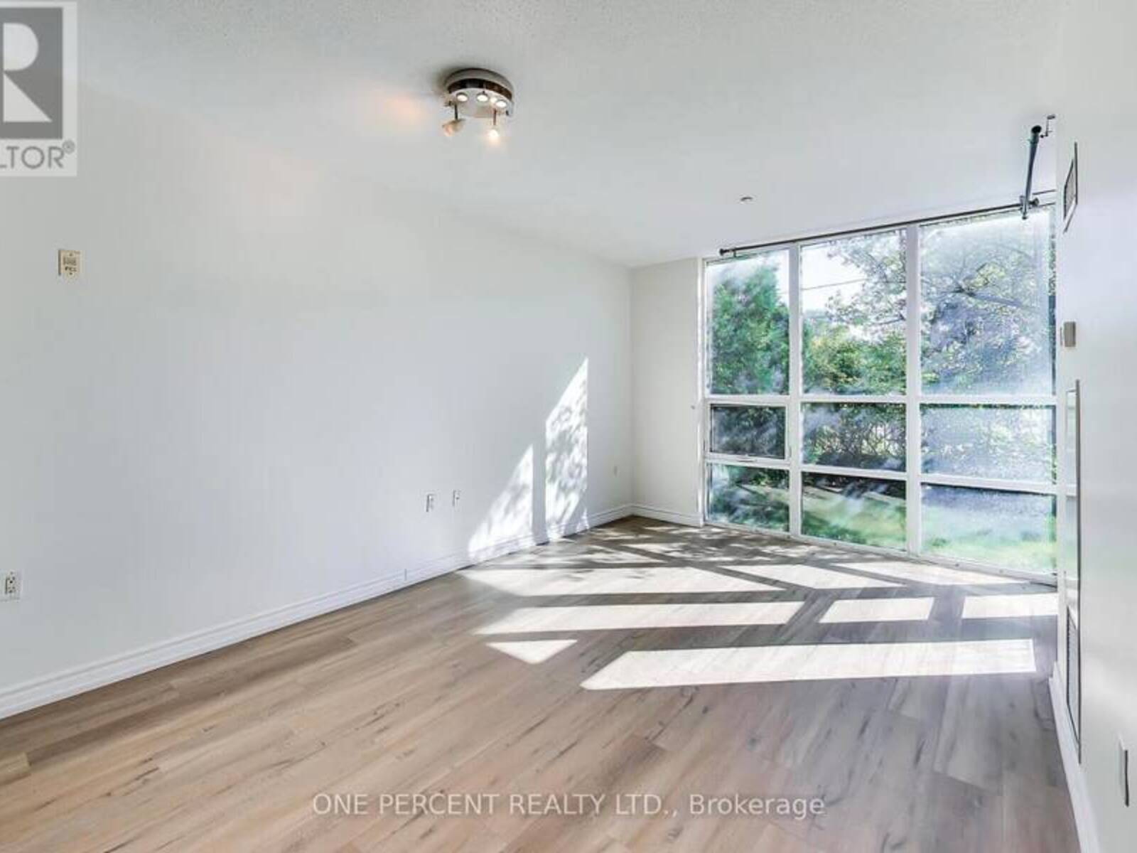 109 - 3840 BATHURST STREET, Toronto, Ontario M3H 6C6