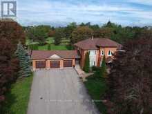 11 SLEEPY HOLLOW LANE | Whitchurch-Stouffville Ontario | Slide Image Two