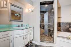 499 SILKEN LAUMANN DRIVE | Newmarket Ontario | Slide Image Thirty-two