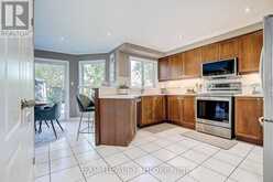 499 SILKEN LAUMANN DRIVE | Newmarket Ontario | Slide Image Fourteen