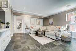 499 SILKEN LAUMANN DRIVE | Newmarket Ontario | Slide Image Nine