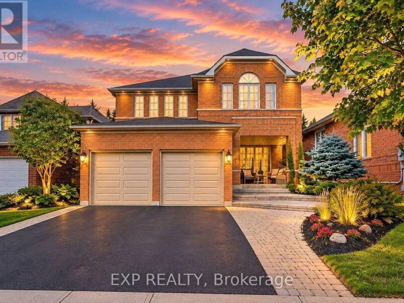 499 SILKEN LAUMANN DRIVE, Newmarket, Ontario L3X 2H9