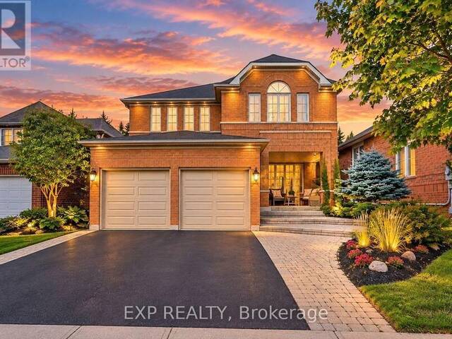 499 SILKEN LAUMANN DRIVE Newmarket Ontario, L3X 2H9 - 6 Bedrooms Home For Sale