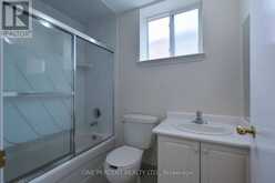 204 SHEPPARD AVENUE W | Toronto Ontario | Slide Image Forty