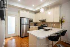206A MERTON STREET | Toronto Ontario | Slide Image Ten