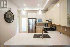206A MERTON STREET | Toronto Ontario | Slide Image Eleven