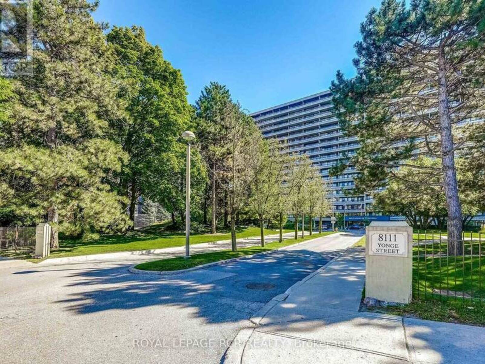 1612 - 8111 YONGE STREET, Markham, Ontario L3T 4V9