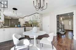 19 LOWER LINKS ROAD | Toronto Ontario | Slide Image Thirteen