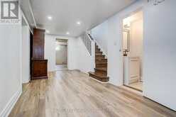 19 LOWER LINKS ROAD | Toronto Ontario | Slide Image Forty
